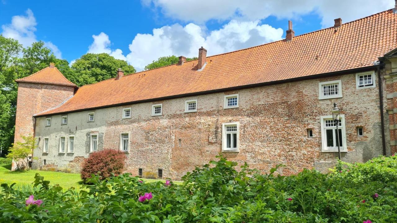 Ferienhaus Nordseeglueck Im Ferienpark Berumbur ภายนอก รูปภาพ